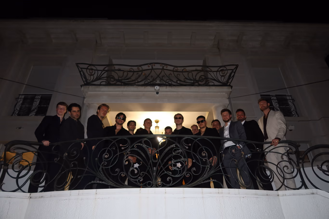 How to meet founders — the room, assembled A group of founders together at a Helix night gathering — the room you were trying to find